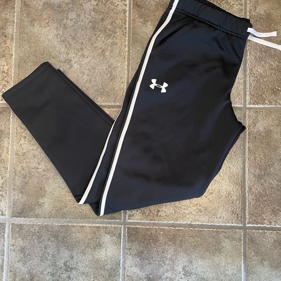 Under Armour Other - NWOT Under Armour Youth Sweatpants YXL